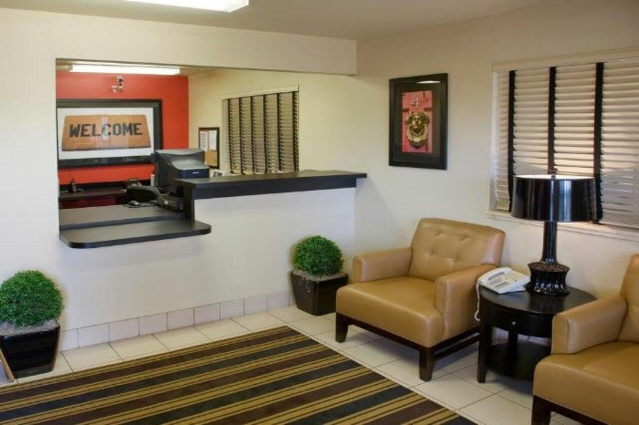 Extended Stay America Suites - Fort Lauderdale - Cypress Creek - Andrews Ave Oakland Park Exterior photo