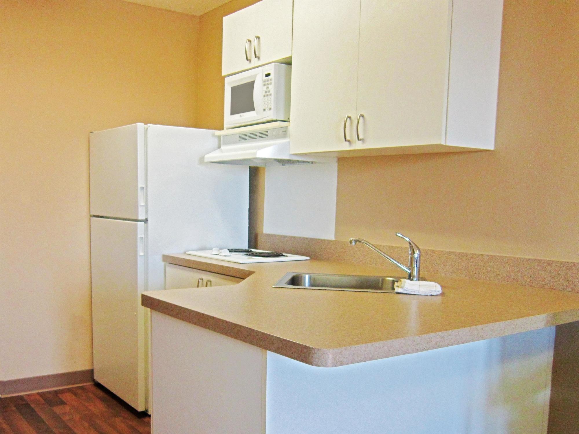 Extended Stay America Suites - Fort Lauderdale - Cypress Creek - Andrews Ave Oakland Park Exterior photo
