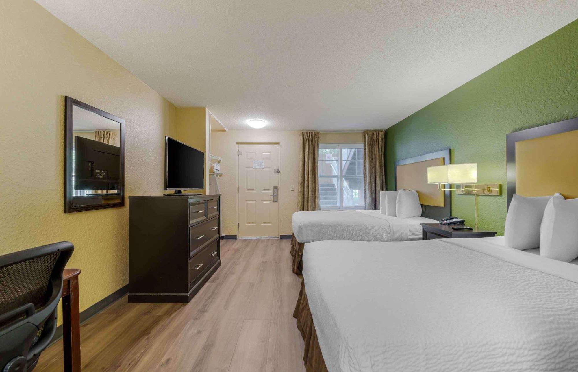 Extended Stay America Suites - Fort Lauderdale - Cypress Creek - Andrews Ave Oakland Park Exterior photo