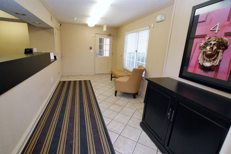 Extended Stay America Suites - Fort Lauderdale - Cypress Creek - Andrews Ave Oakland Park Exterior photo