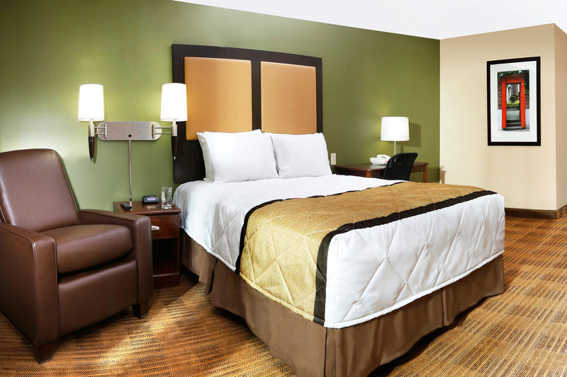 Extended Stay America Suites - Fort Lauderdale - Cypress Creek - Andrews Ave Oakland Park Exterior photo
